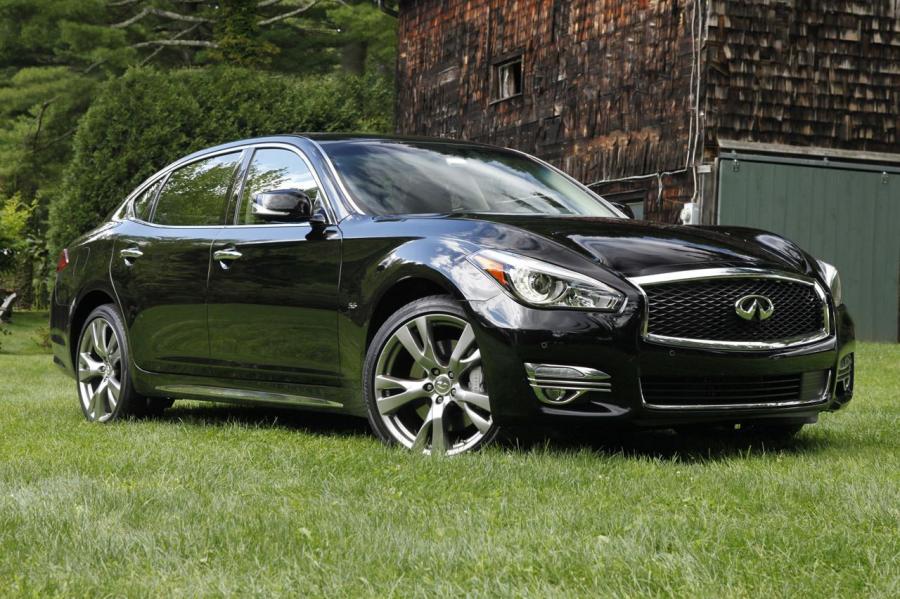  Infiniti Q70L 5.6 2015 года  (фото 9 из 27)